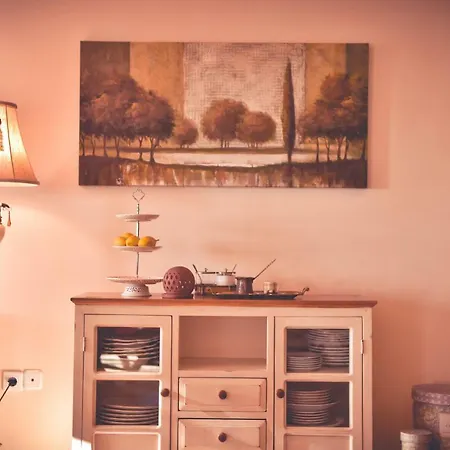 La Maison Des Milies Apartment